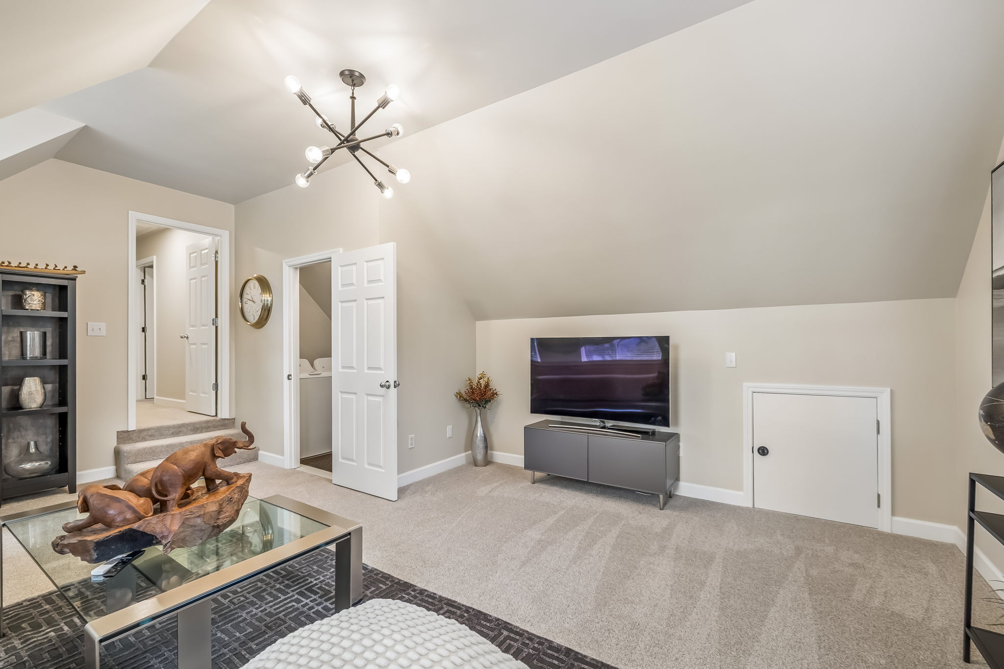  Photo 53