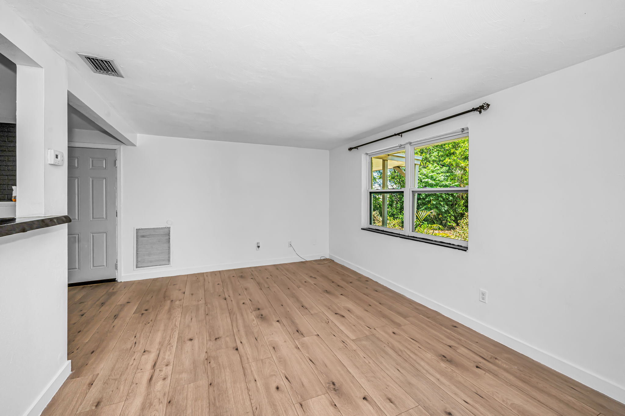 Living Room2