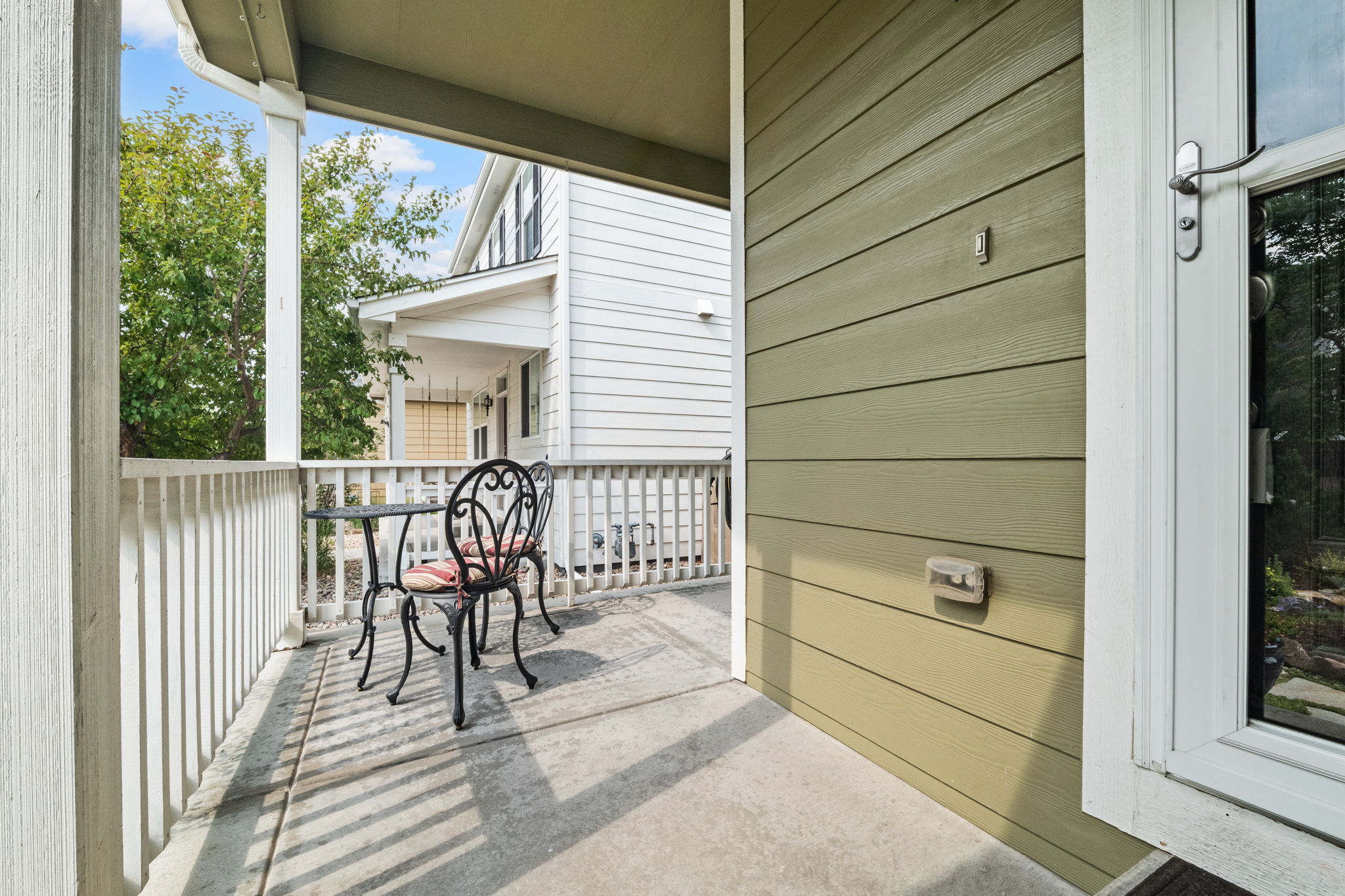 Porch 1