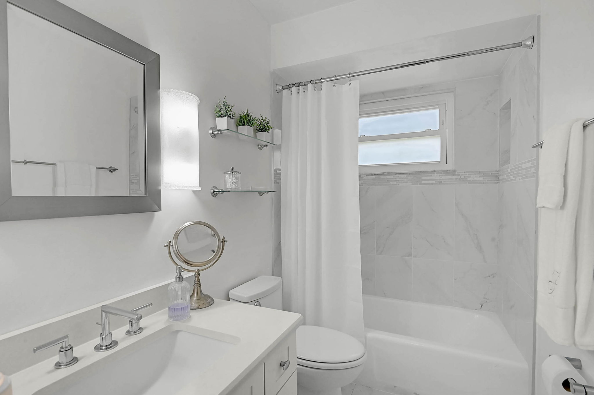 4312 Pro Am Ave E-17