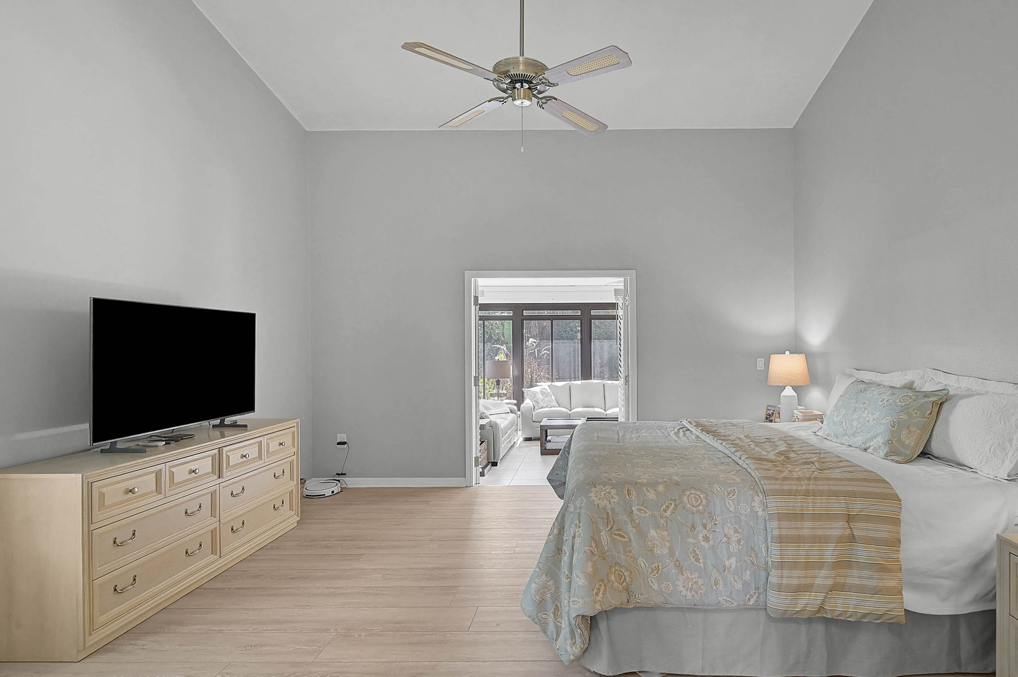 4312 Pro Am Ave E-19