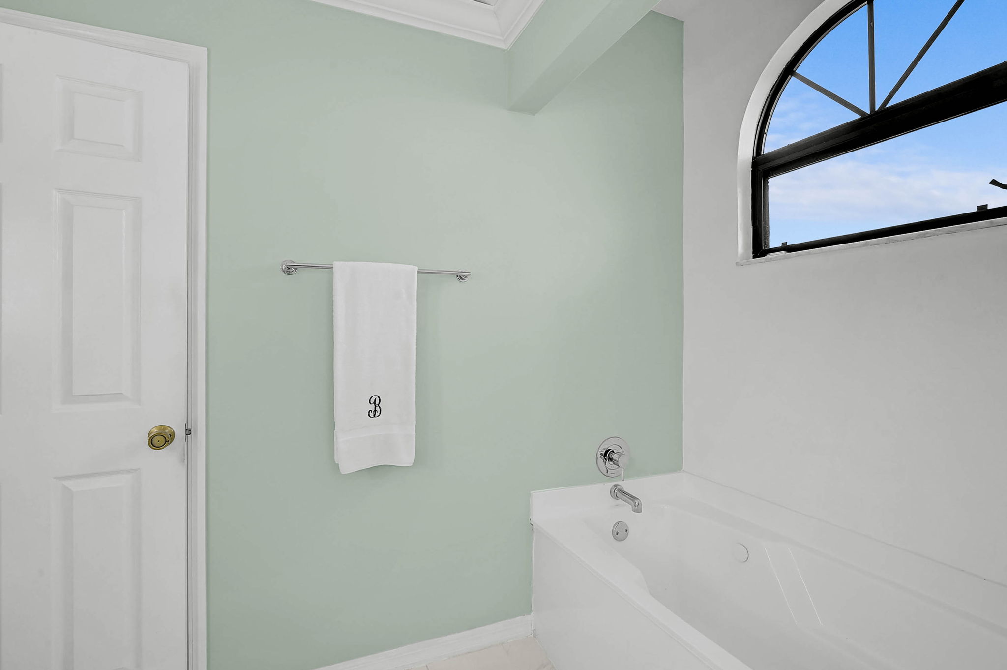 4312 Pro Am Ave E-23