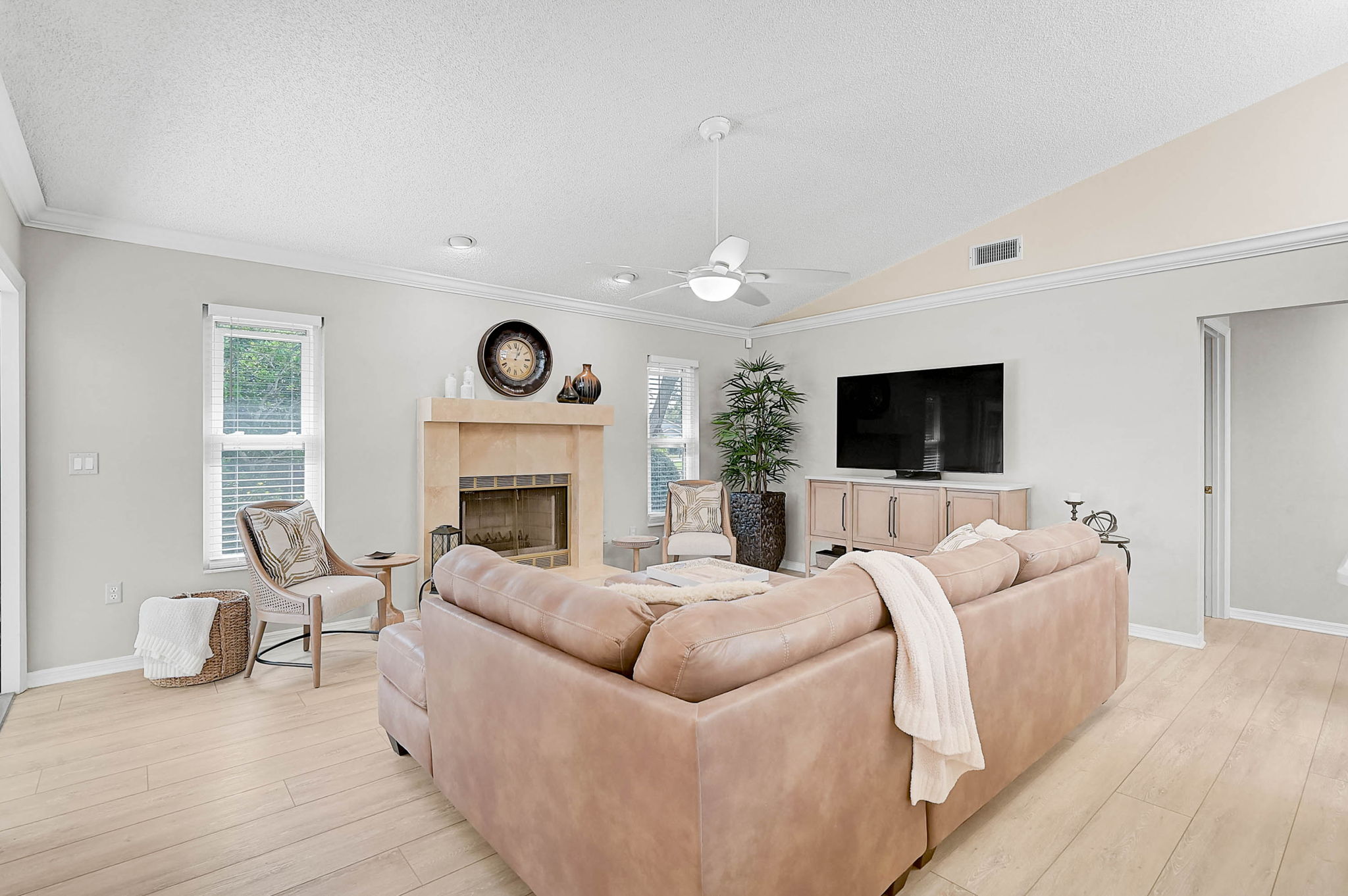 4312 Pro Am Ave E-32