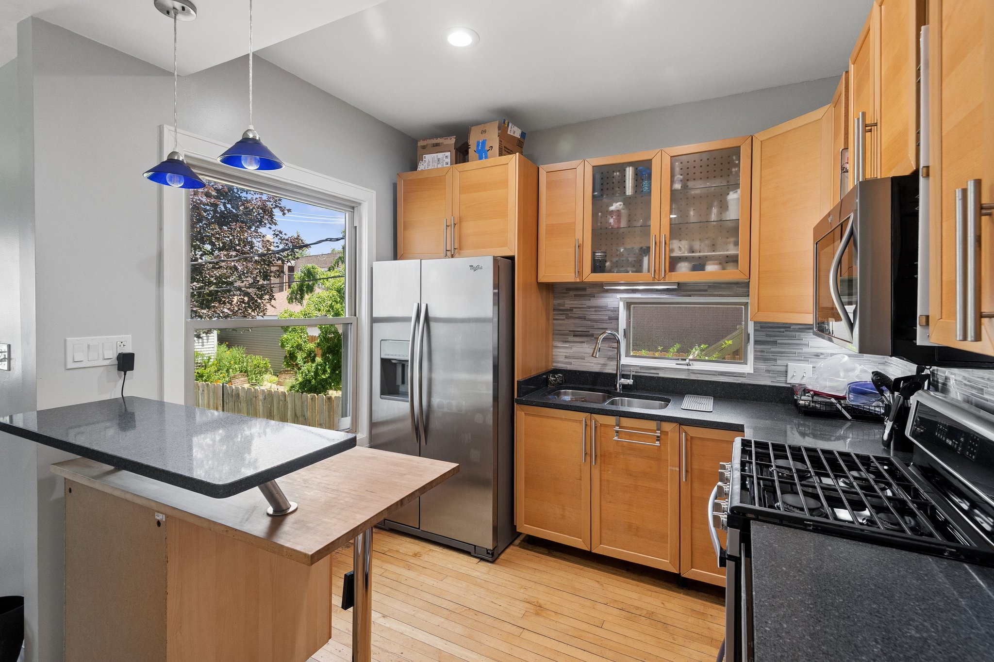 4312 W Wrightwood Ave_009.jpg