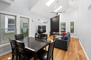 4312 W Wrightwood Ave_001.jpg
