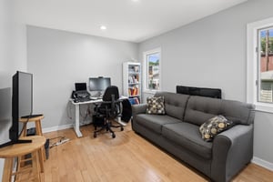 4312 W Wrightwood Ave_010.jpg