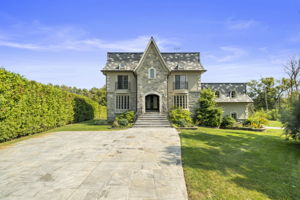 4313 20th Sideroad