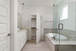  Photo 31