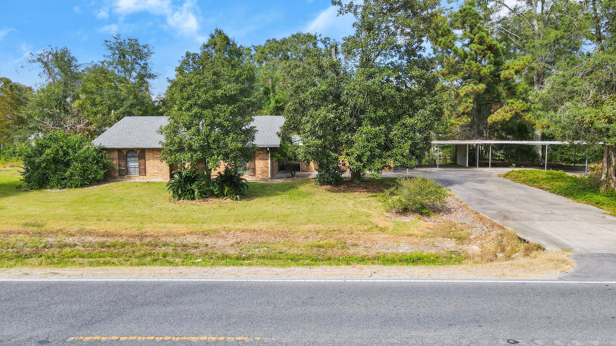 43150 Weber City Rd, Gonzales, LA 70737 