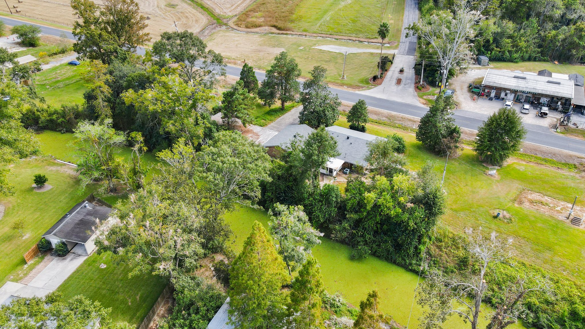 43150 er City Rd, Gonzales, LA 70737