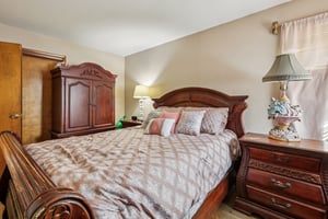 Cottage Ave-S0602-020.jpg