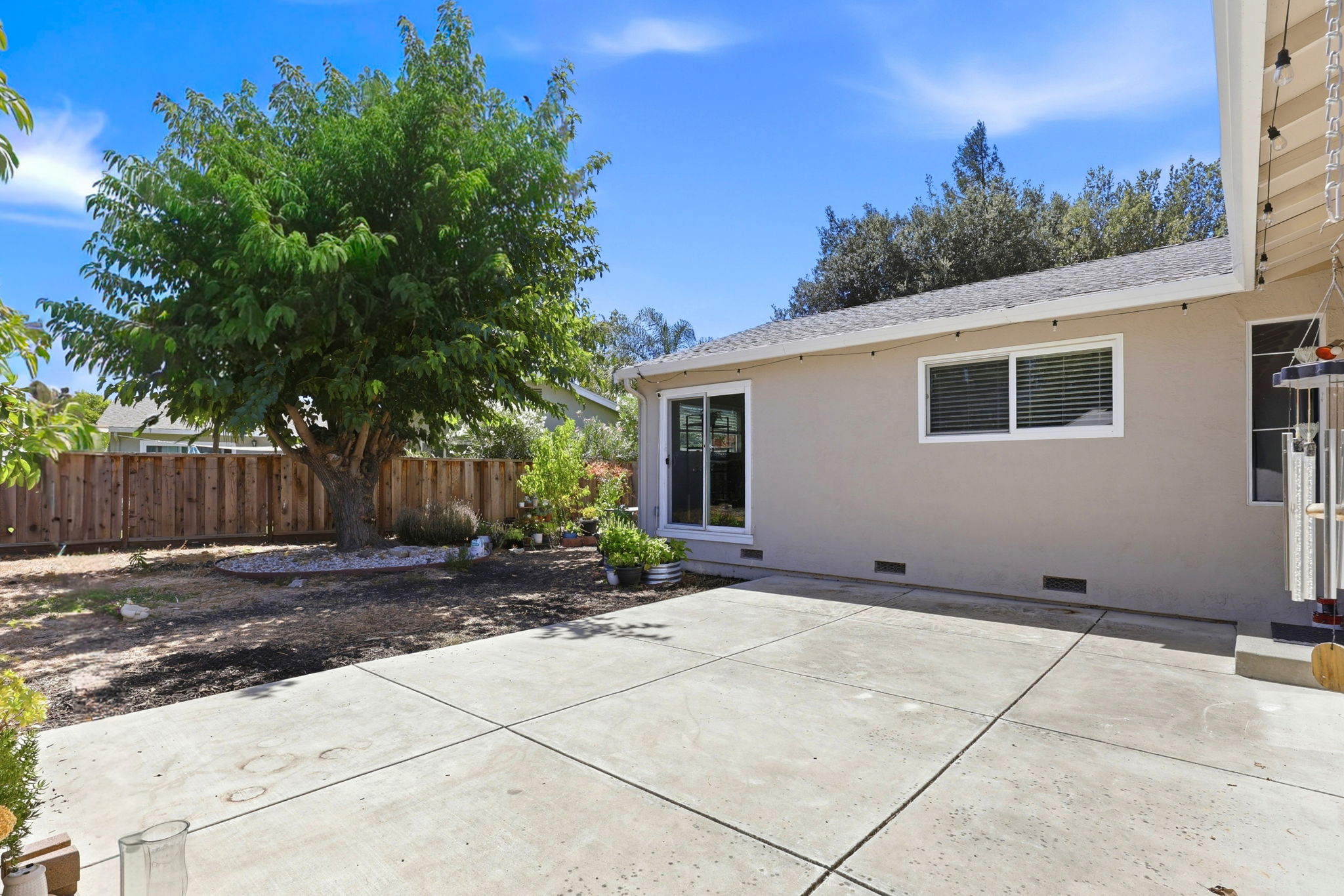 038_F8_4315 Denker Dr
