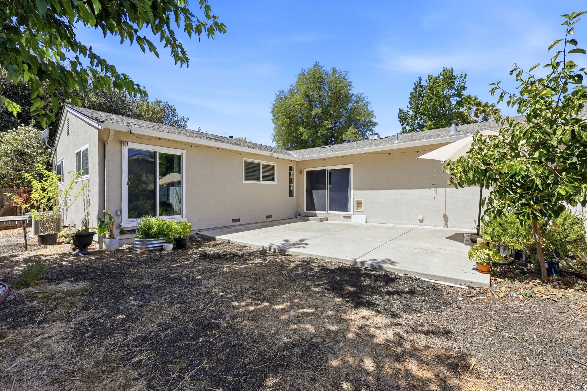 039_F8_4315 Denker Dr