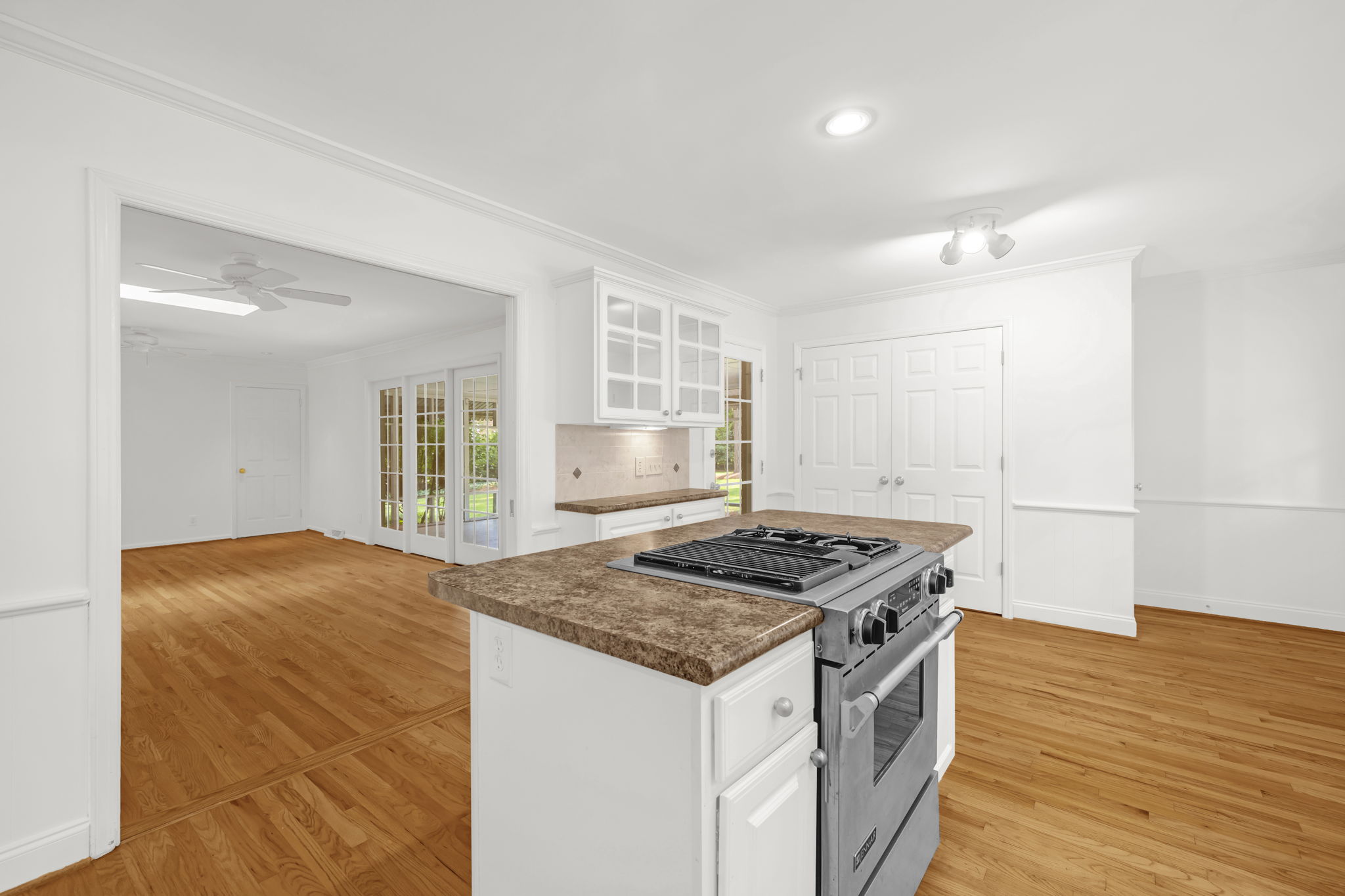 18-print-4315 Dogwood Dr-17