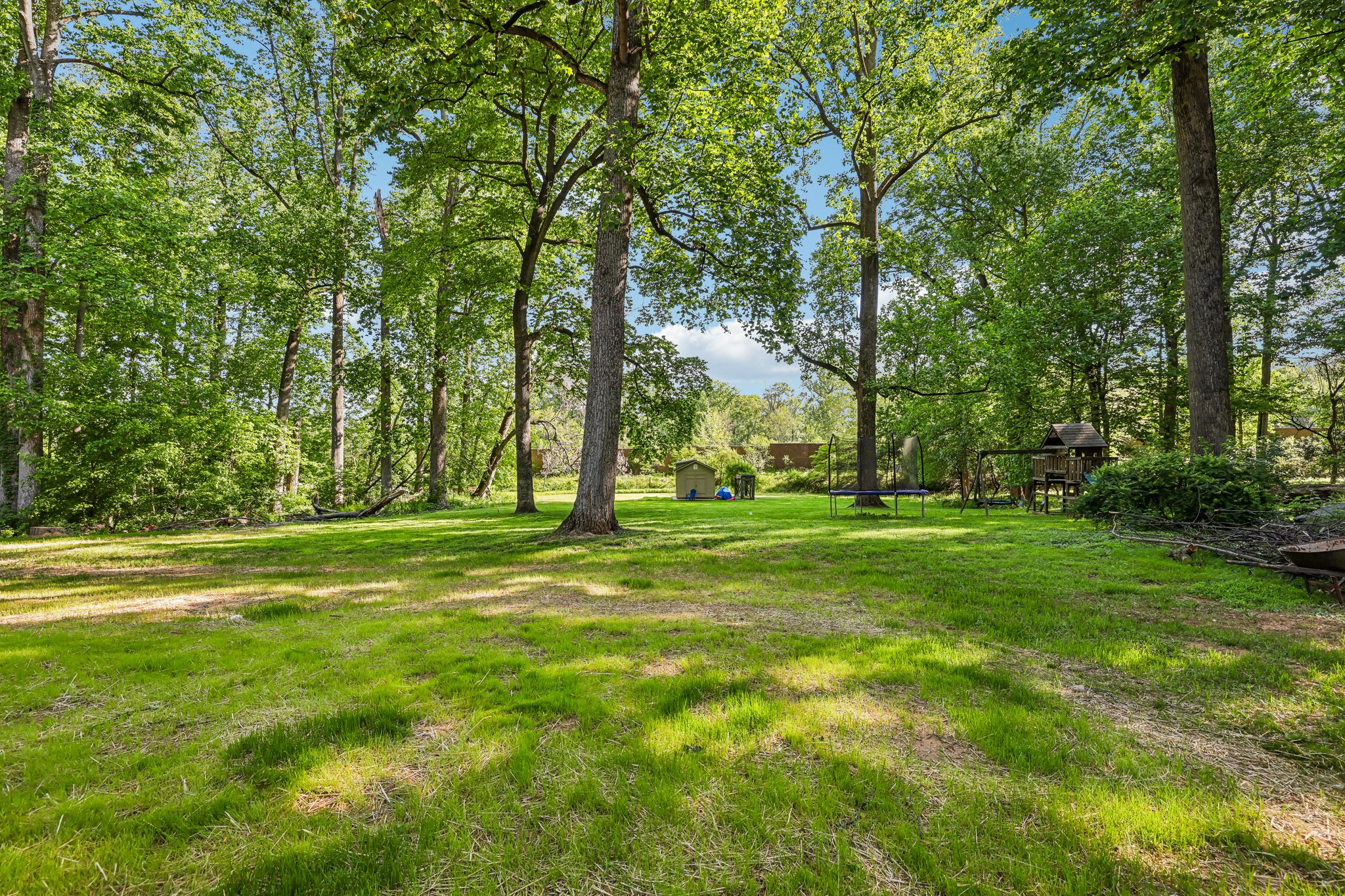 Pinetree Rd-S0905-037.jpg