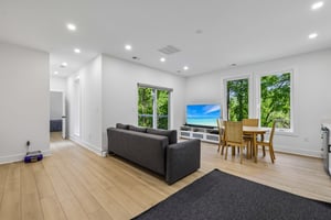 Pinetree Rd-S0905-009.jpg