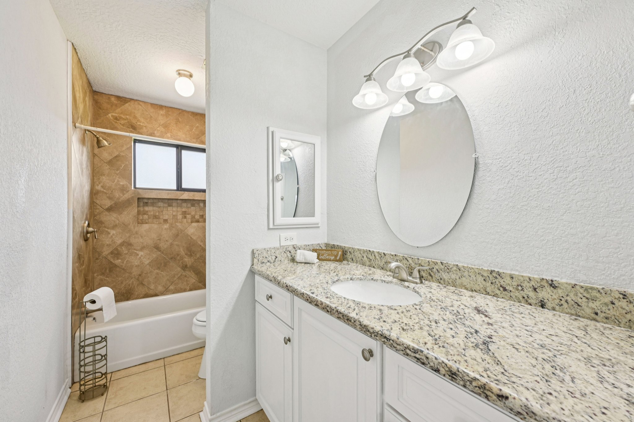 Ravine Dr-L0303-023.jpg