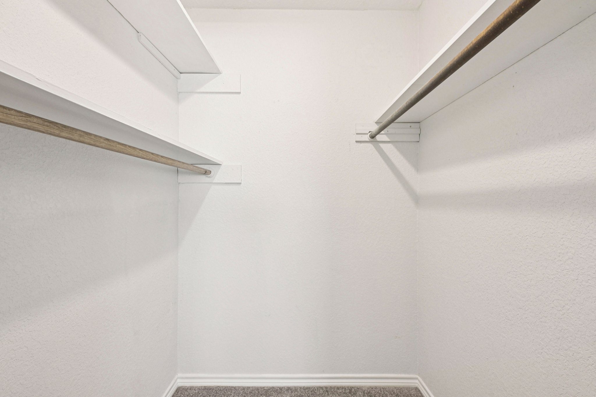 Ravine Dr-L0303-032.jpg