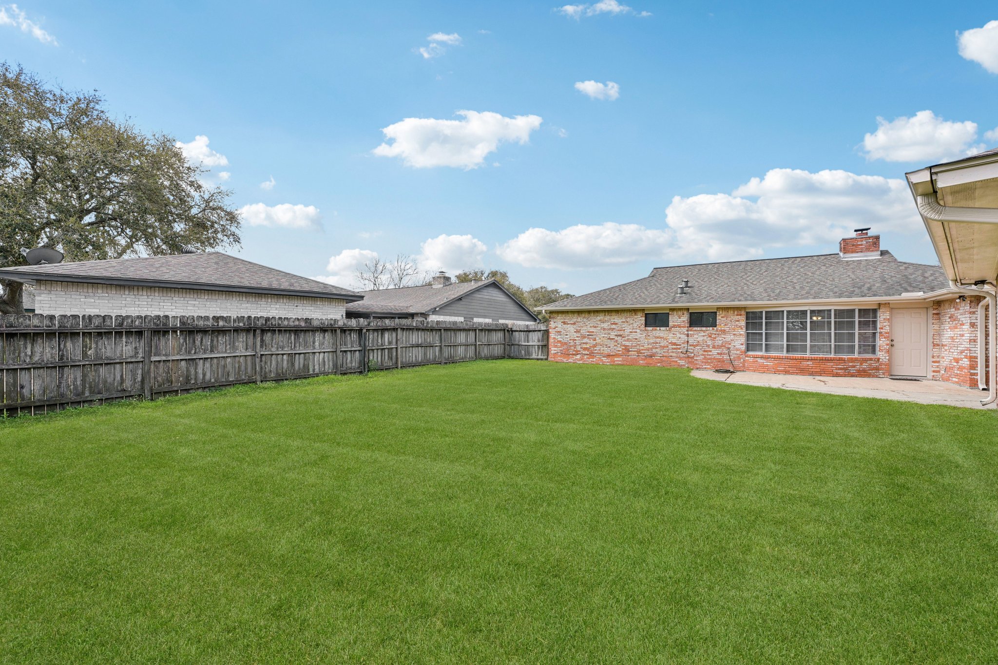 Ravine Dr-L0303-036.jpg