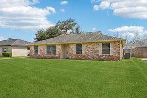 Ravine Dr-L0303-004.jpg