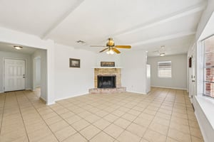 Ravine Dr-L0303-007.jpg