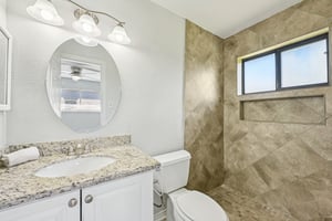 Ravine Dr-L0303-030.jpg