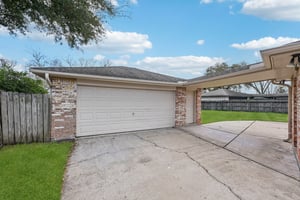 Ravine Dr-L0303-033.jpg