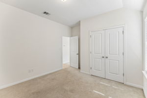  Photo 36