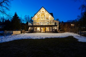 4317 Lakeview Dr