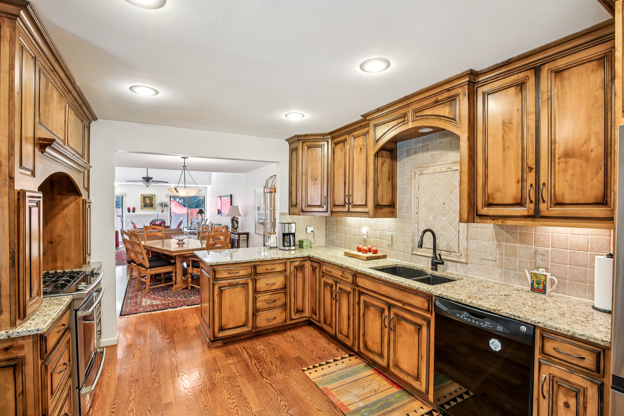 W 112th Terrace-S2307-012.jpg
