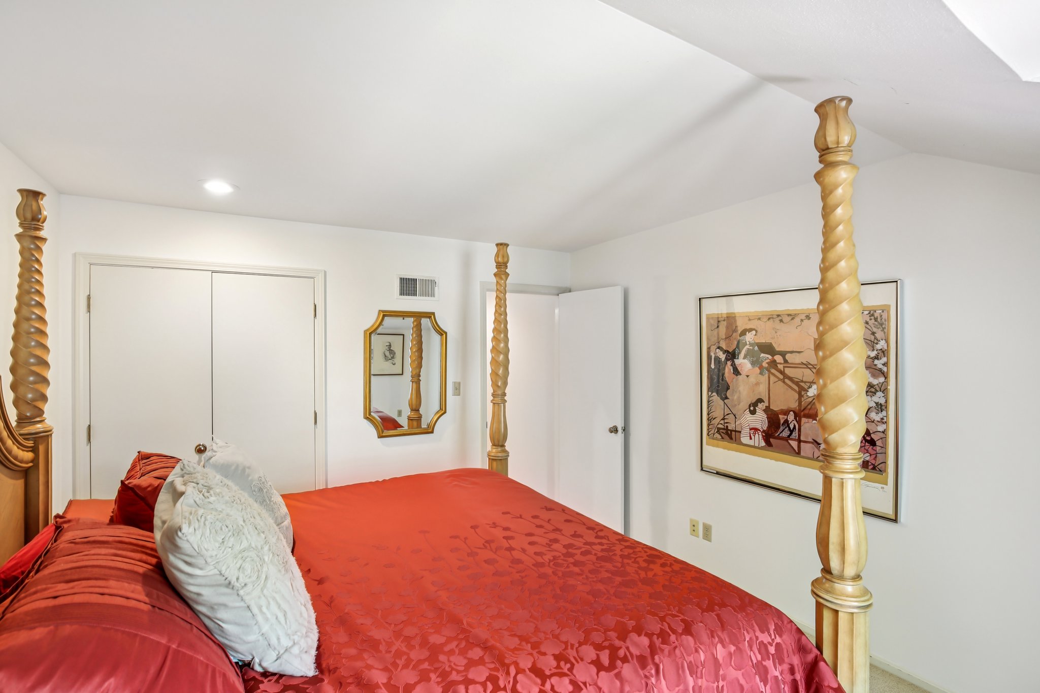 W 112th Terrace-S2307-016.jpg
