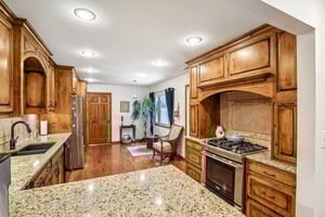W 112th Terrace-S2307-011.jpg