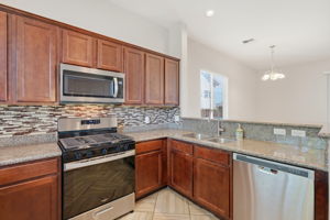 Kitchen (2)