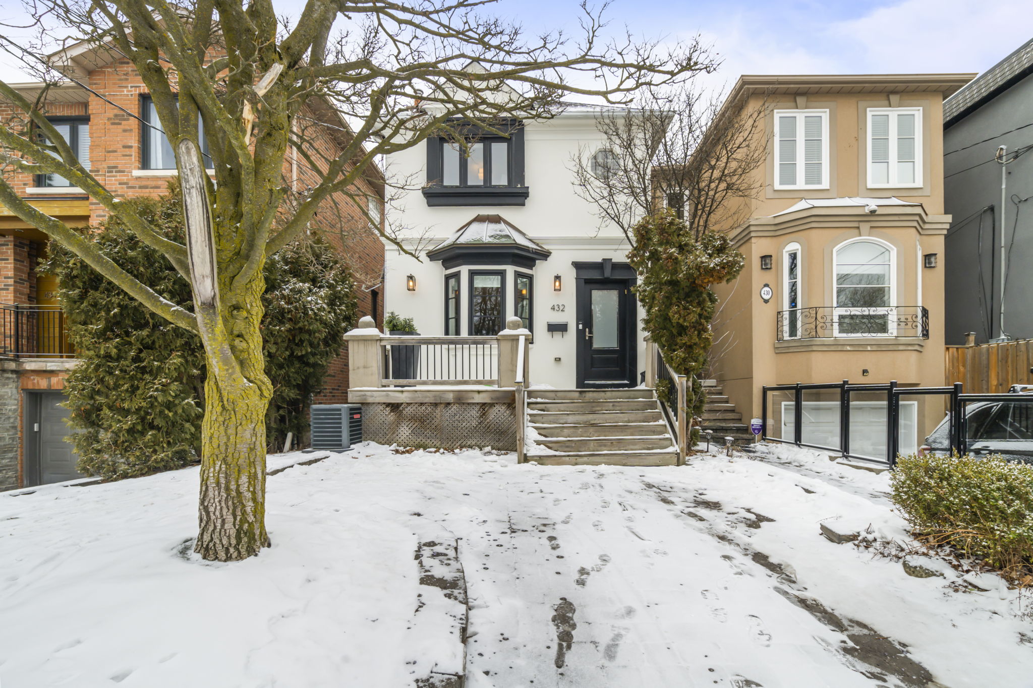 432 Bedford Park Ave Toronto, ON M5M 1K1
