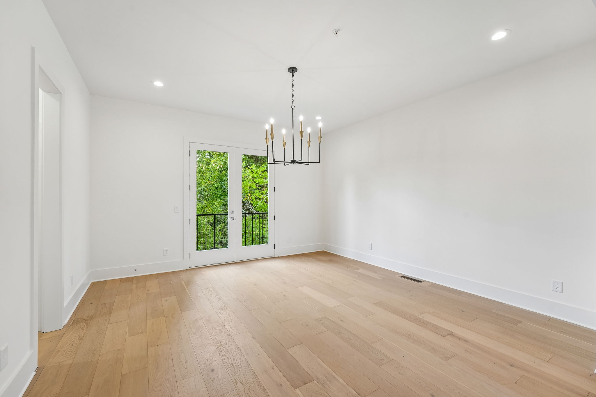 422 Cedar St-S0509-014
