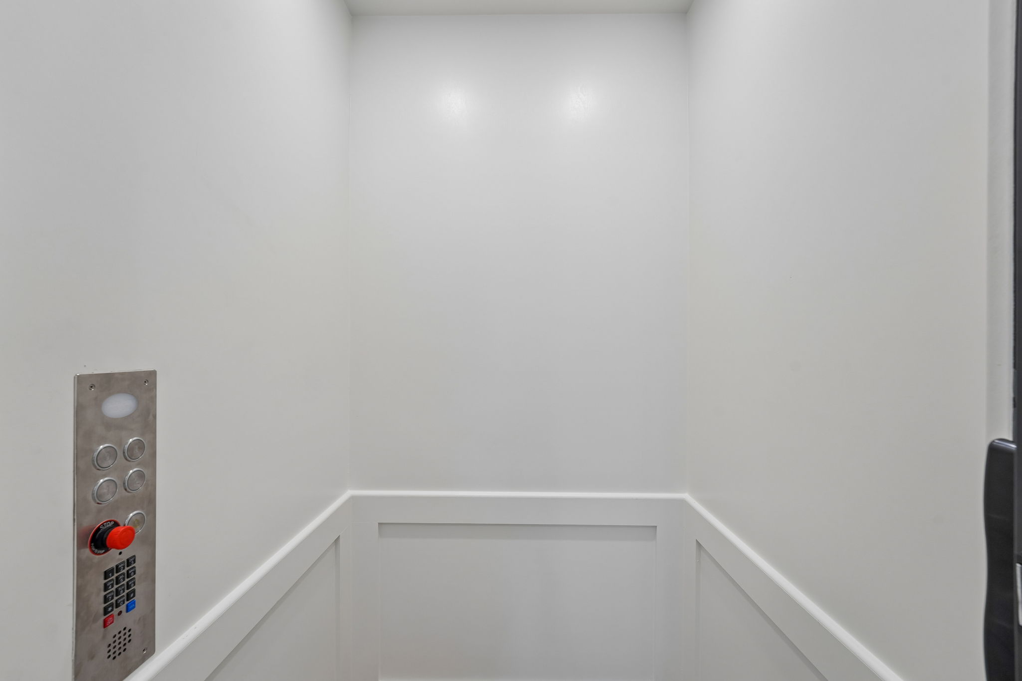 422 Cedar St-S0509-034
