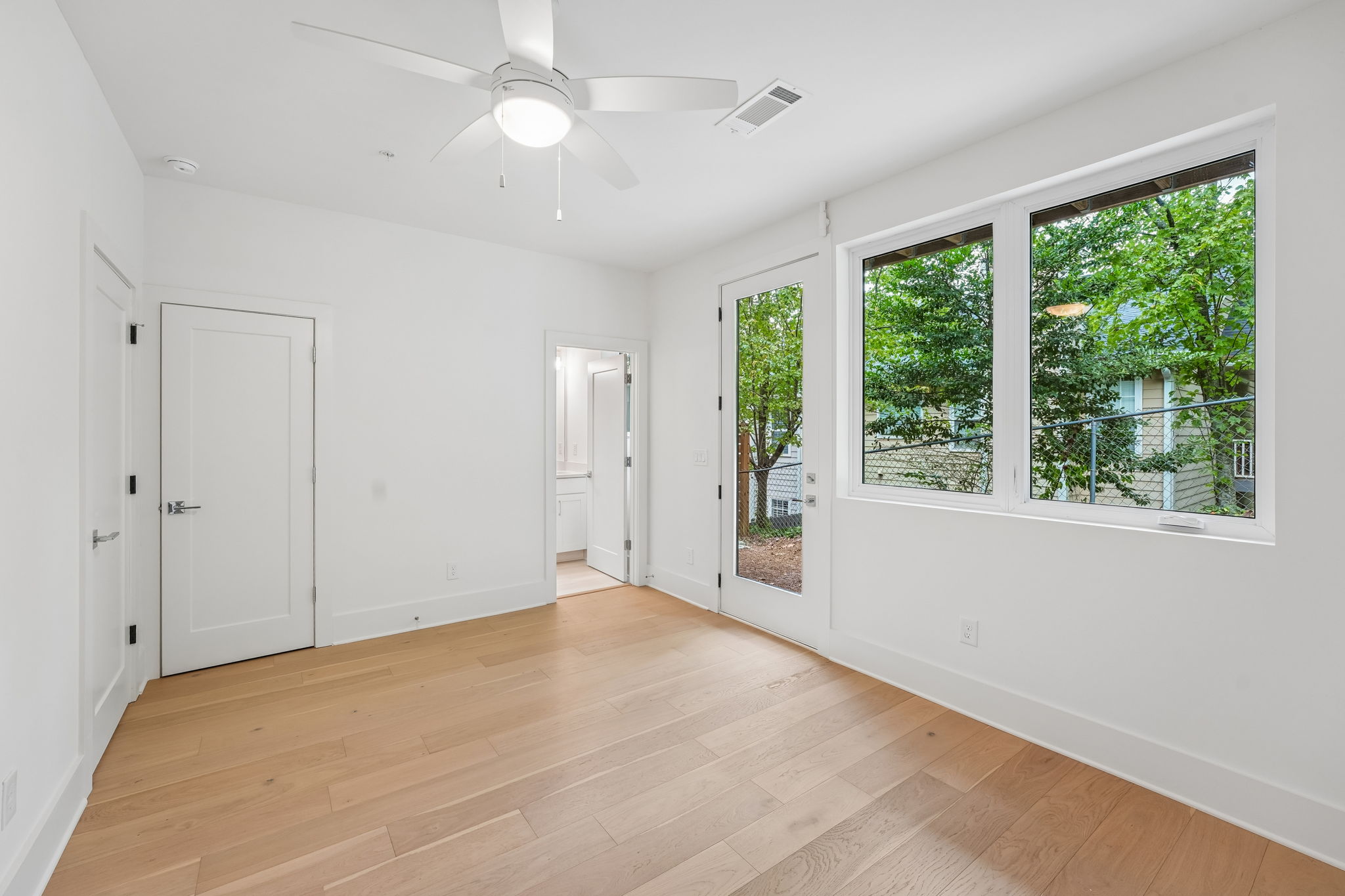 422 Cedar St-S0509-036