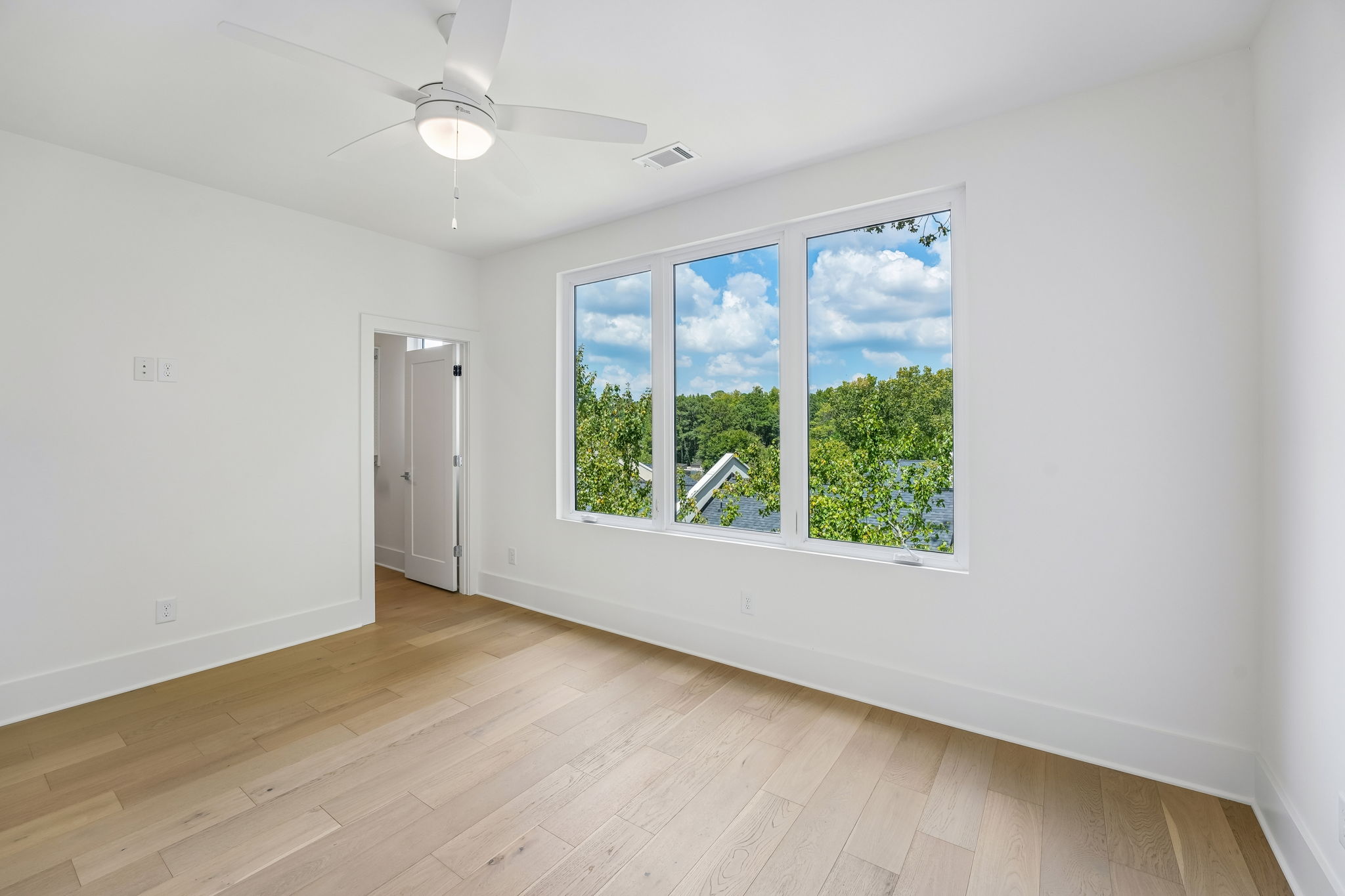 422 Cedar St-S0509-045