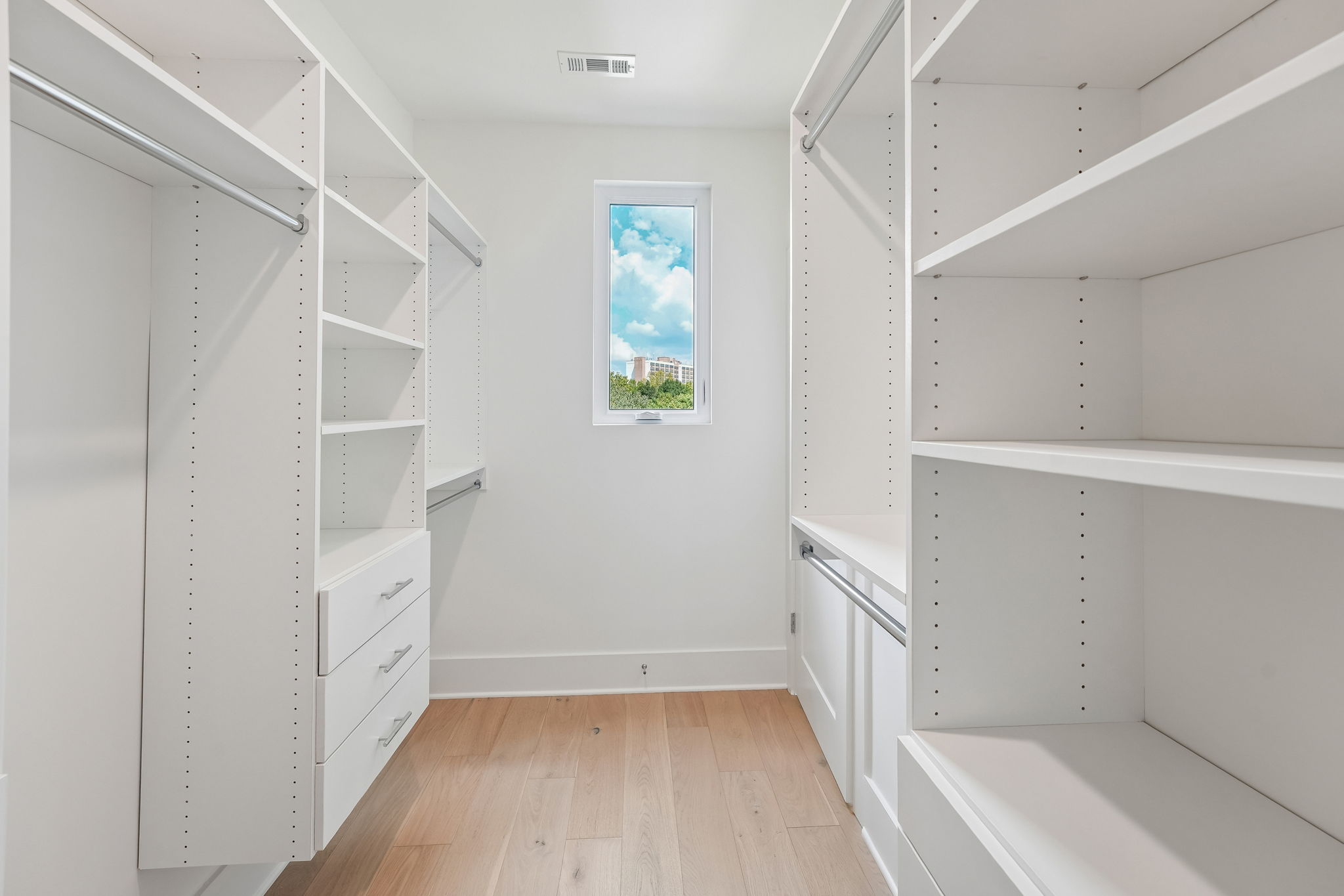 422 Cedar St-S0509-049