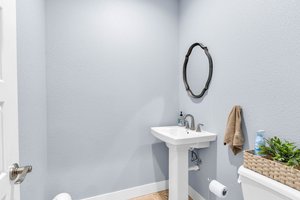  Photo 24