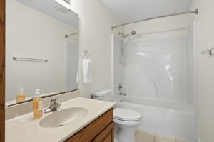  Photo 36