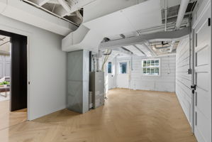  Photo 36