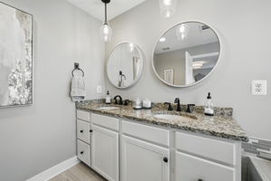  Photo 23