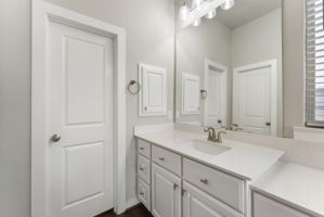  Photo 49