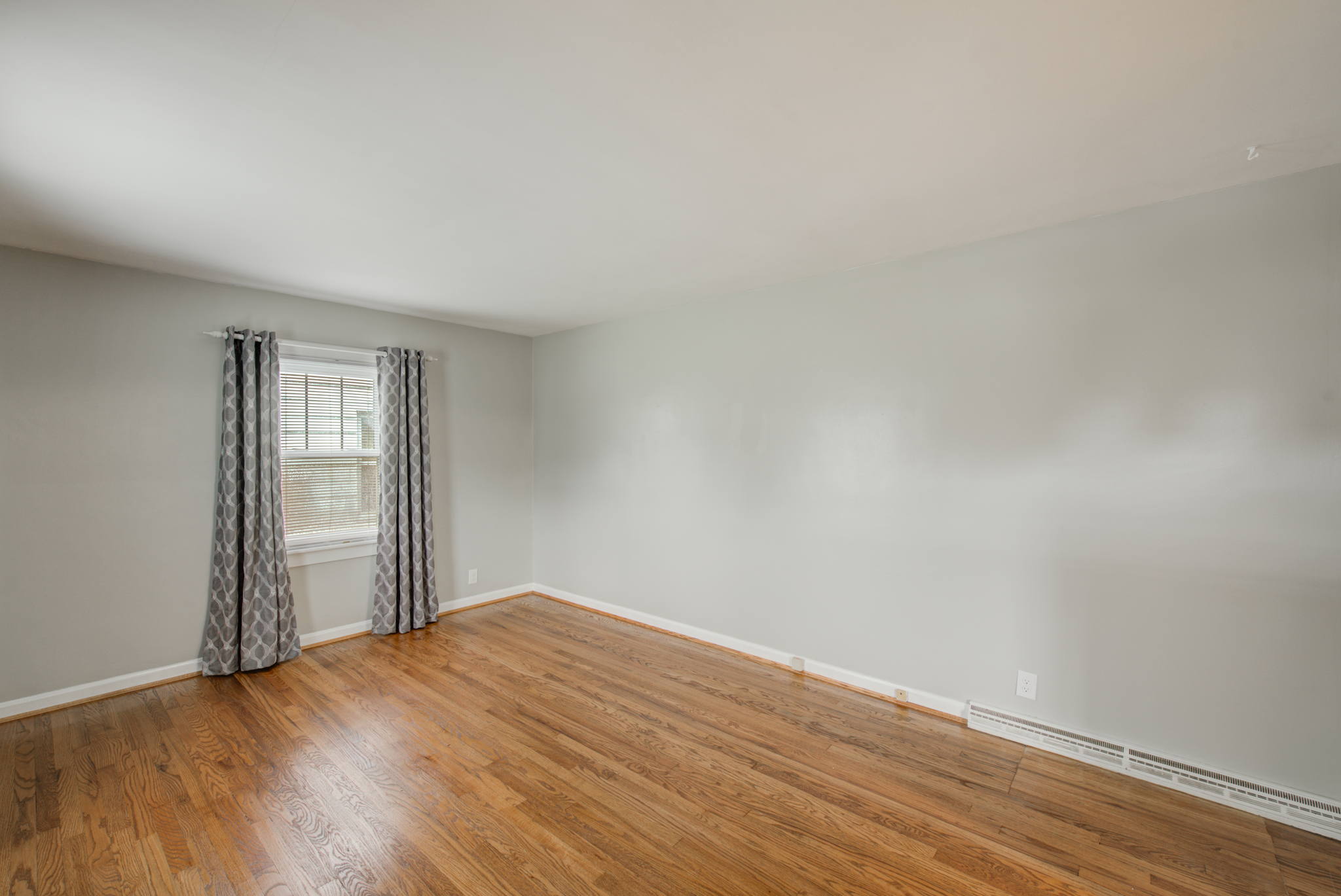 2 Living Room 2