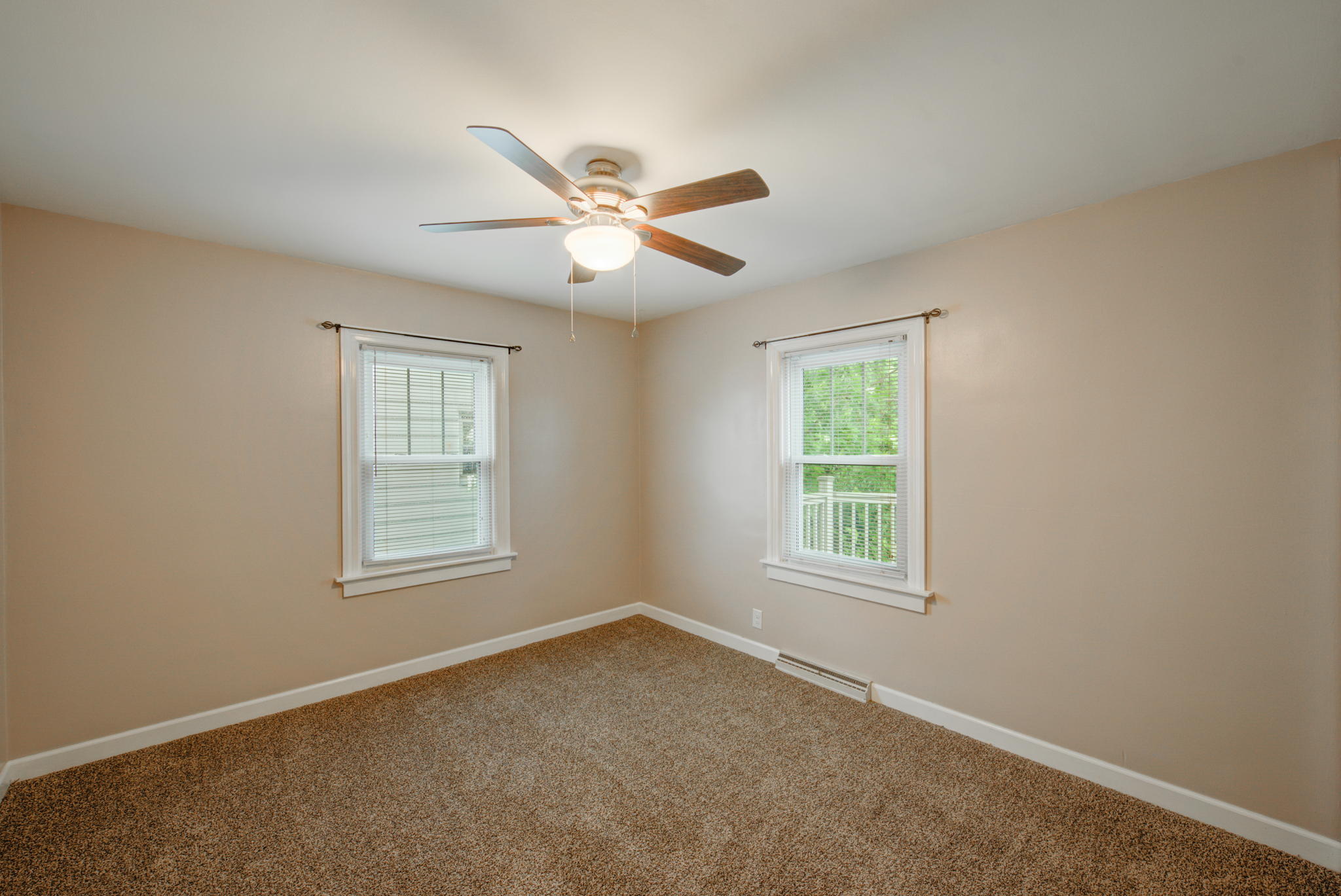 16 Bedroom B 1