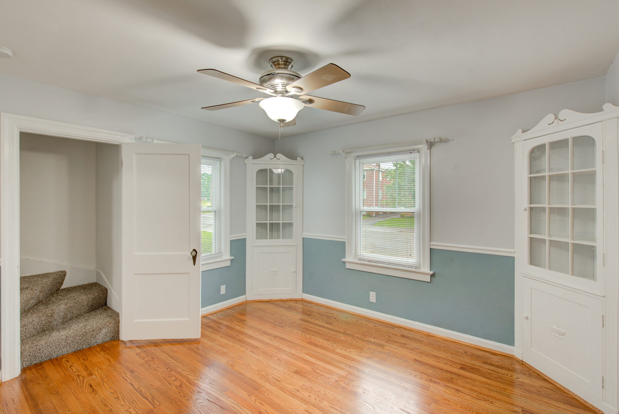 9 Dining Room 5