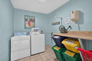 4th floor laundry