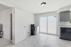 Interiors (7)
