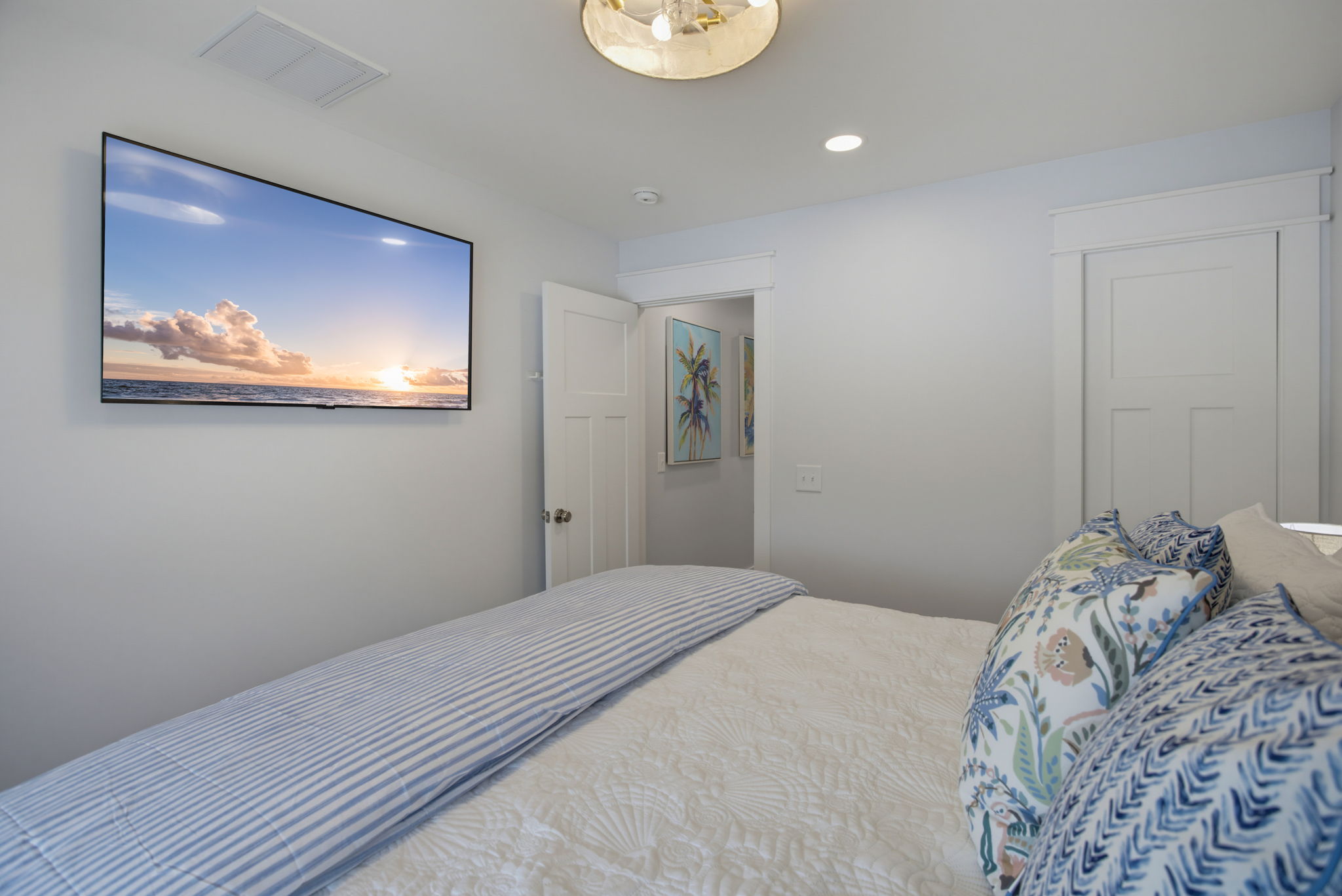 4328 E Dolphin Dr-31